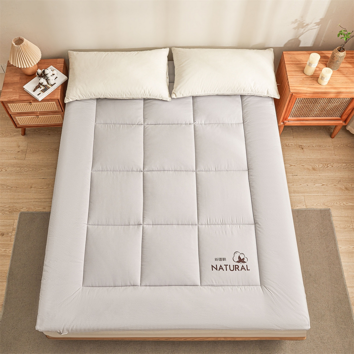 91家纺网 家纺一手货源 找家纺 梵蒂莎 2025新款纯色烫画棉花床垫成人款场景二 星辰灰