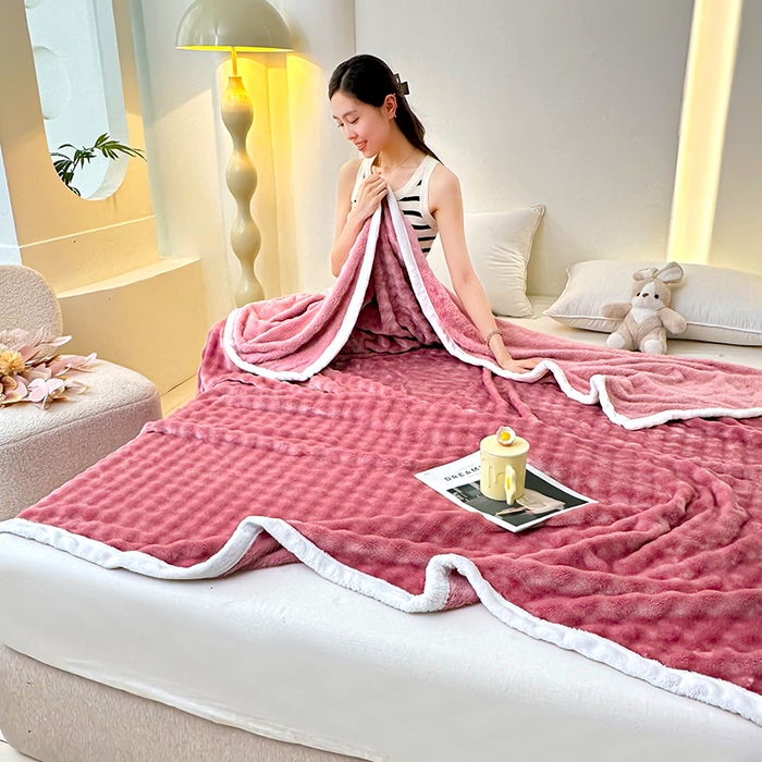 91家纺网 家纺一手货源 找家纺 南方印象  2025新款兔绒毛毯 粉色