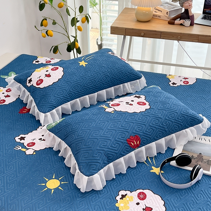 91家纺网 家纺一手货源 找家纺 梦舒羽2025新款夹棉花边双人枕套单人加厚短款枕芯套-单只装 笨蛋熊