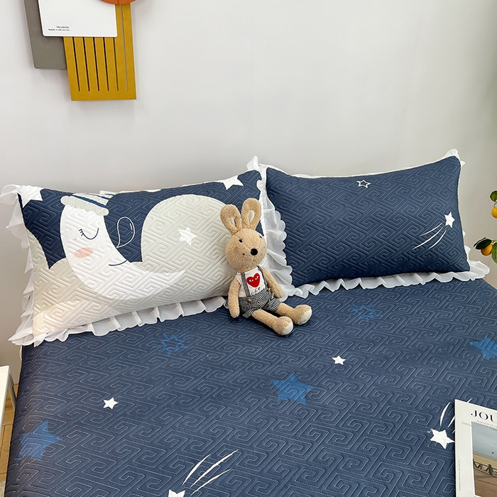 91家纺网 家纺一手货源 找家纺 梦舒羽2025新款夹棉花边双人枕套单人加厚短款枕芯套-单只装 月亮宝宝