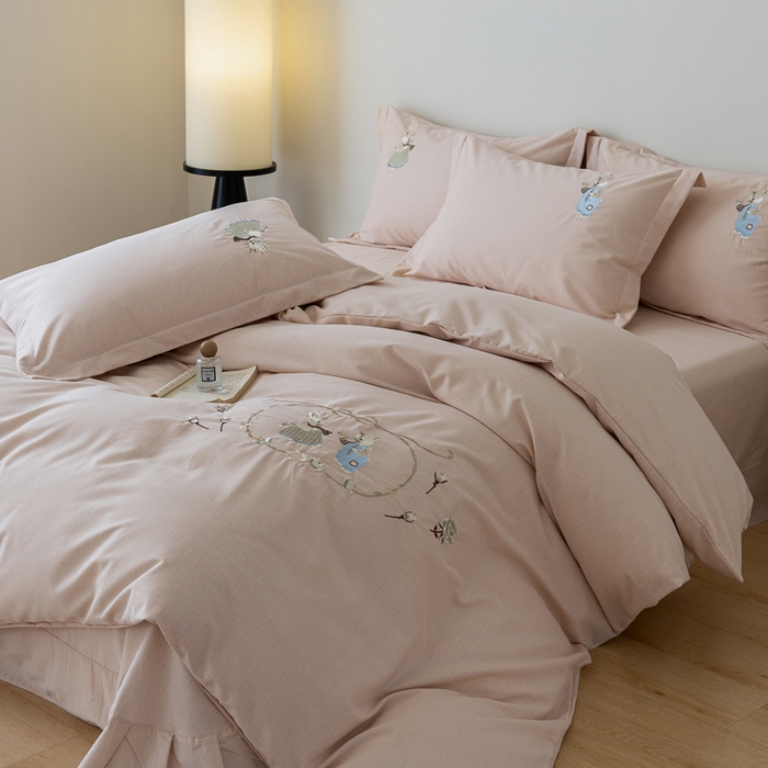 91家纺网 家纺一手货源 找家纺 巧玲珑 2025新款生态四件套卡诺其-卡其