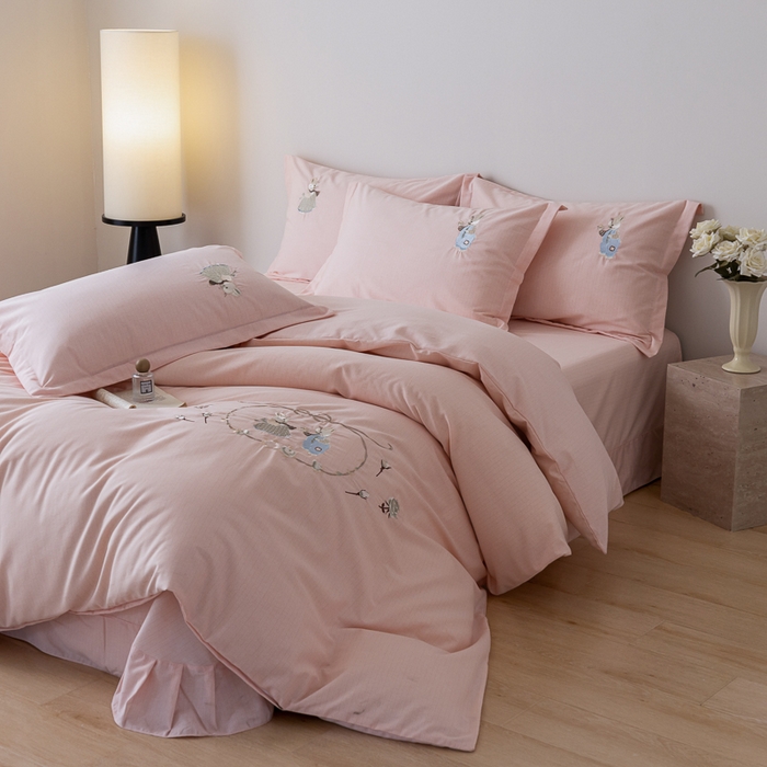 91家纺网 家纺一手货源 找家纺 巧玲珑 2025新款生态四件套卡诺其-玉