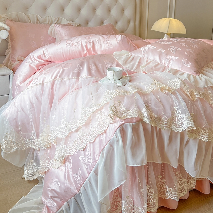 91家纺网 家纺一手货源 找家纺 网红馆（ck家纺） 2025新款提花蕾丝花边床裙四件套 蝶影星光-粉