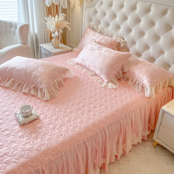 91家纺网 家纺一手货源 找家纺 网红馆（ck家纺） 2025新款提花蕾丝花边床裙四件套 蝶影星光-粉