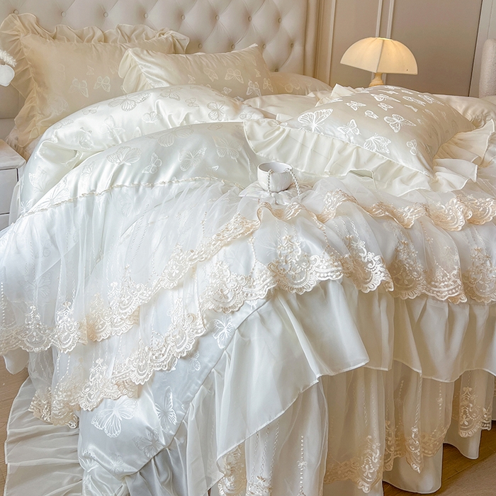 91家纺网 家纺一手货源 找家纺 网红馆（ck家纺） 2025新款提花蕾丝花边床裙四件套 蝶影星光-米