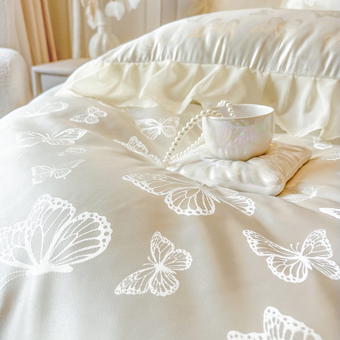 91家纺网 家纺一手货源 找家纺 网红馆（ck家纺） 2025新款提花蕾丝花边床裙四件套 蝶影星光-米