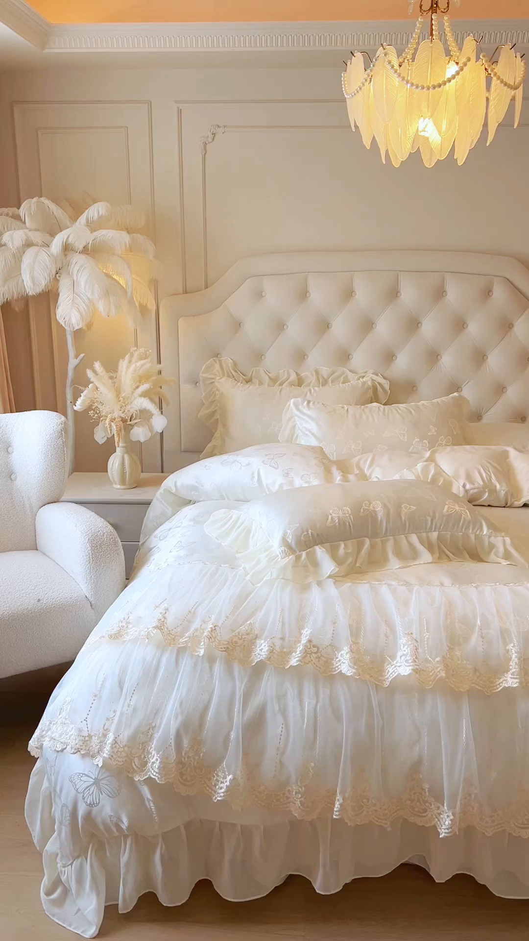 91家纺网 家纺一手货源 找家纺 网红馆（ck家纺） 2025新款提花蕾丝花边床裙单床裙床裙单品 蝶影星光-米