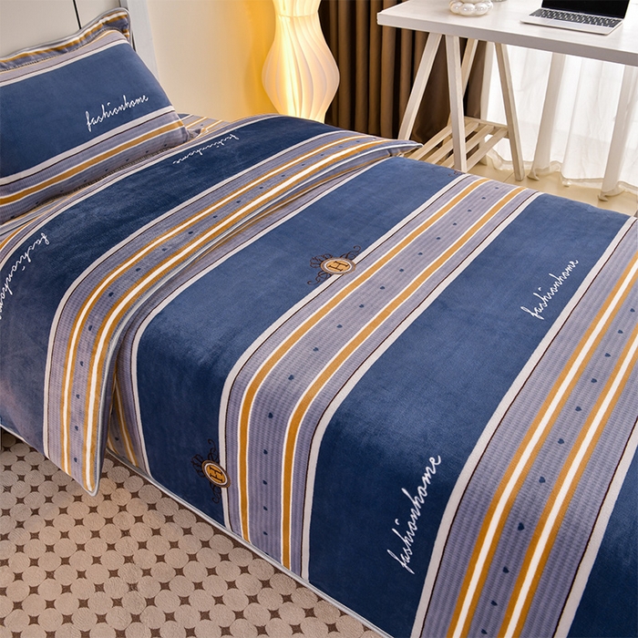 91家纺网 家纺一手货源 找家纺 缘莉娜家纺 2025新款牛奶绒印花学生宿舍三件套上下铺三件套 致青春