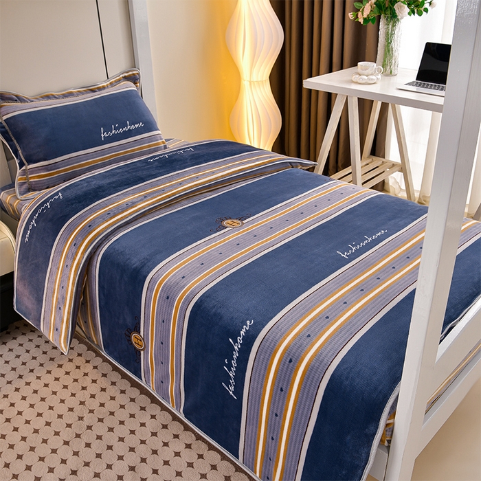 91家纺网 家纺一手货源 找家纺 缘莉娜家纺 2025新款牛奶绒印花学生宿舍三件套上下铺三件套 致青春