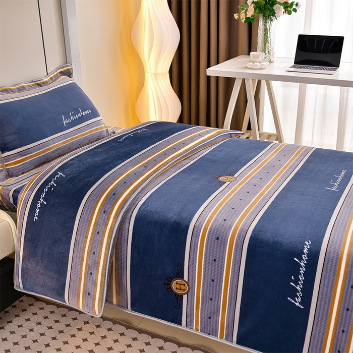 91家纺网 家纺一手货源 找家纺 缘莉娜家纺 2025新款牛奶绒印花学生宿舍三件套上下铺三件套 致青春