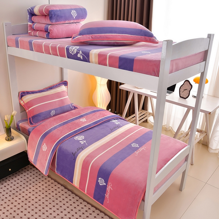 91家纺网 家纺一手货源 找家纺 缘莉娜家纺 2025新款牛奶绒印花学生宿舍三件套上下铺三件套 玫瑰的故事