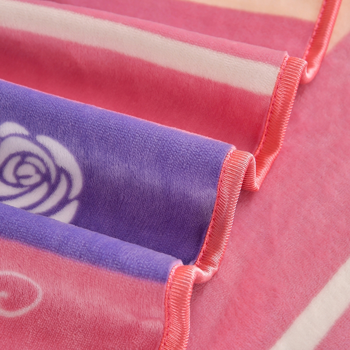 91家纺网 家纺一手货源 找家纺 缘莉娜家纺 2025新款牛奶绒印花学生宿舍三件套上下铺三件套 玫瑰的故事