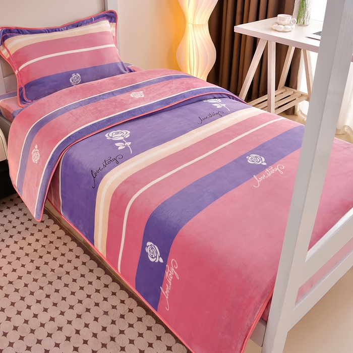 91家纺网 家纺一手货源 找家纺 缘莉娜家纺 2025新款牛奶绒印花学生宿舍三件套上下铺三件套 玫瑰的故事