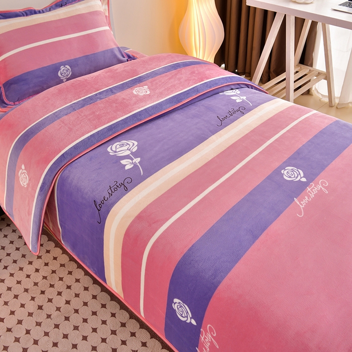 91家纺网 家纺一手货源 找家纺 缘莉娜家纺 2025新款牛奶绒印花学生宿舍三件套上下铺三件套 玫瑰的故事