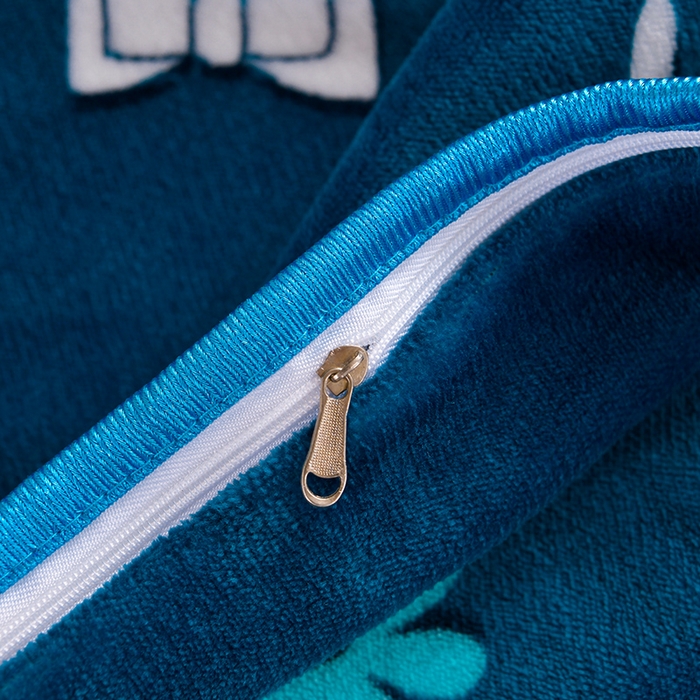 91家纺网 家纺一手货源 找家纺 缘莉娜家纺 2025新款牛奶绒印花学生宿舍三件套上下铺三件套 翩翩起舞