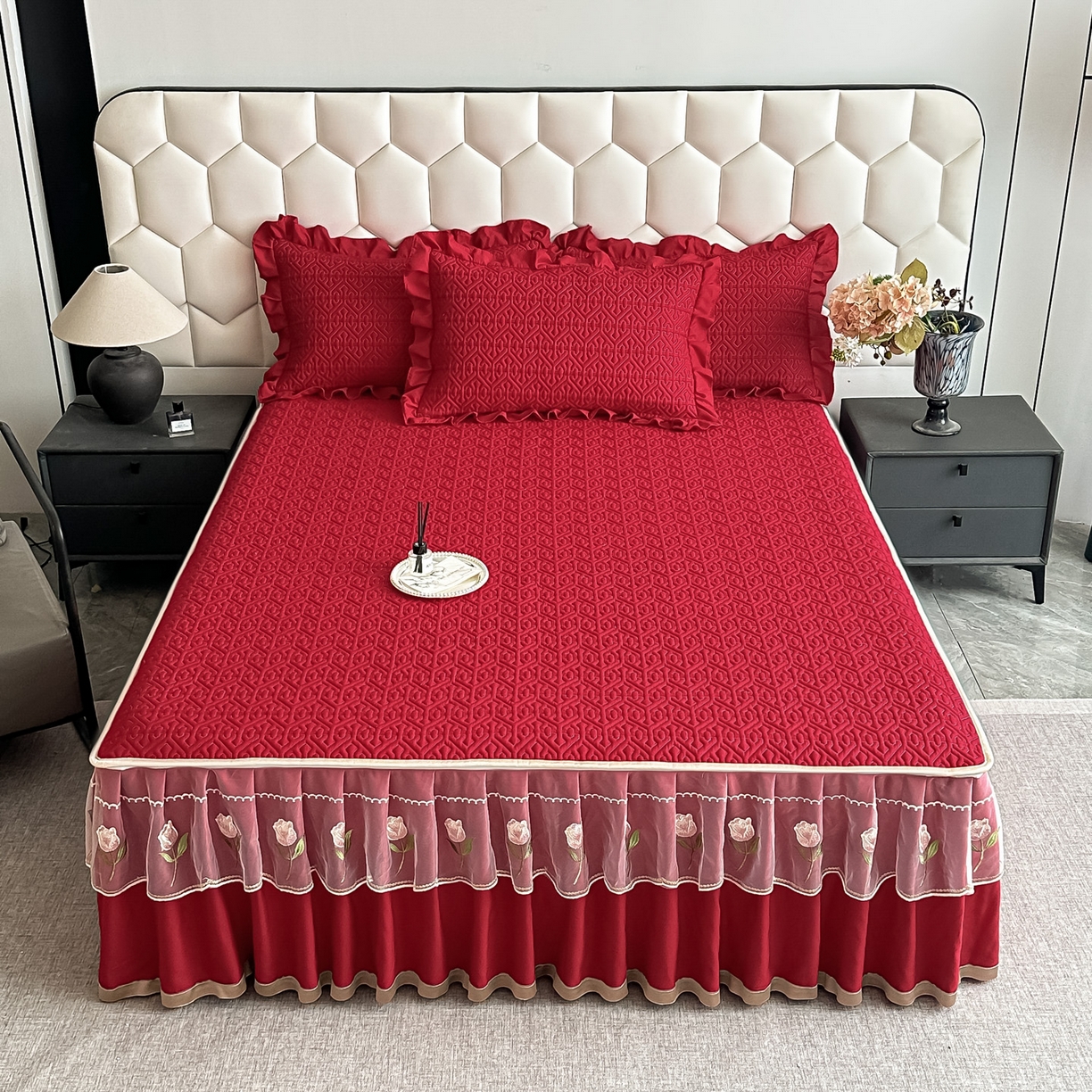 91家纺网 家纺一手货源 找家纺 （总）手艺人家纺 2025新款全棉纯棉绗缝单床裙C01 床裙单件