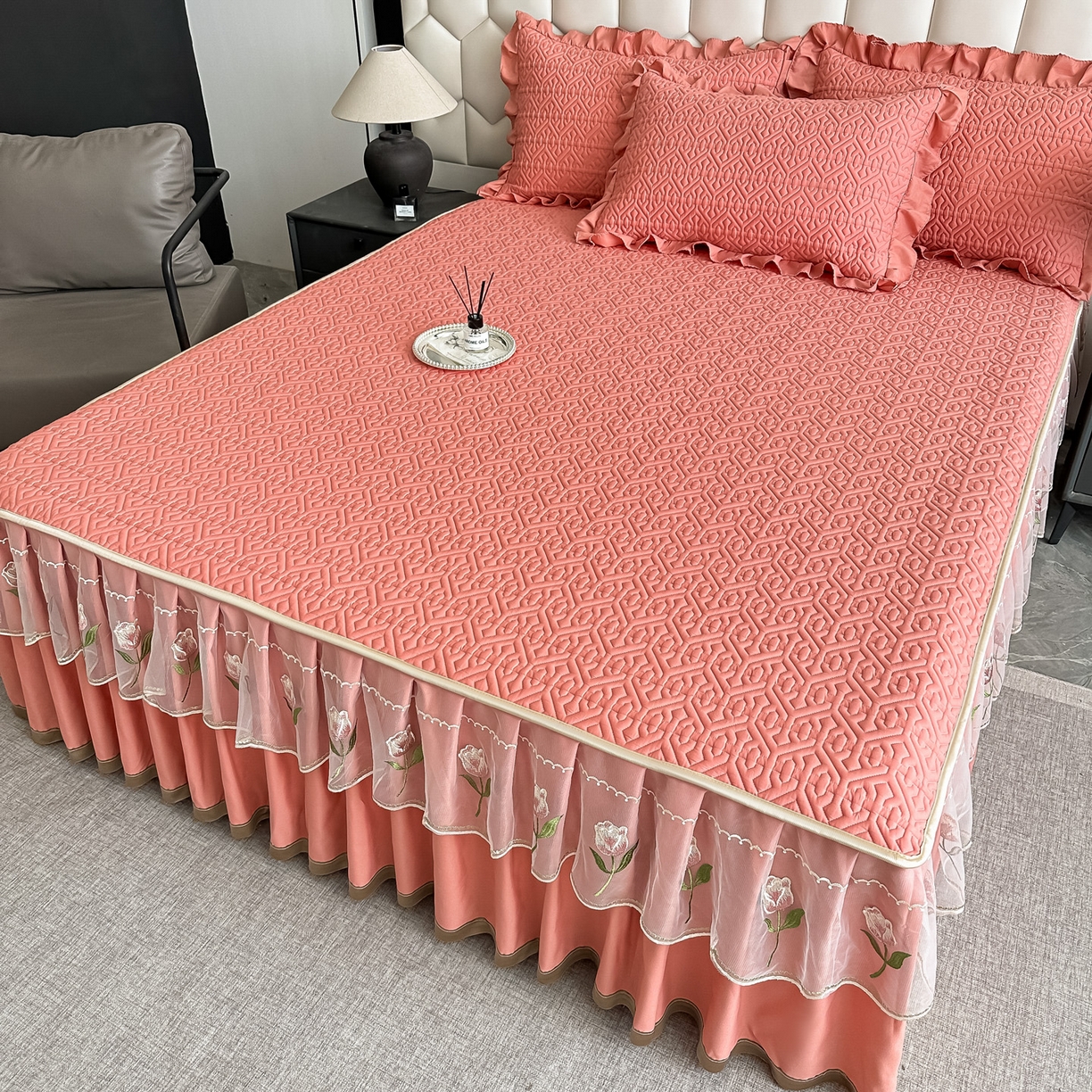 91家纺网 家纺一手货源 找家纺 手艺人家纺 2025新款全棉纯棉绗缝单床裙C01 床裙单件 床裙C01粉