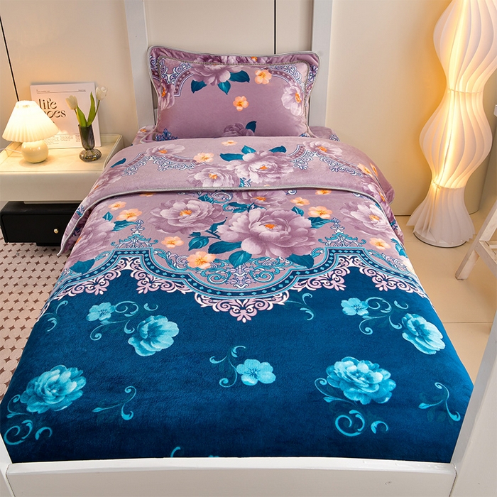 91家纺网 家纺一手货源 找家纺 缘莉娜家纺 2025新款牛奶绒印花学生宿舍三件套上下铺三件套 如花似锦