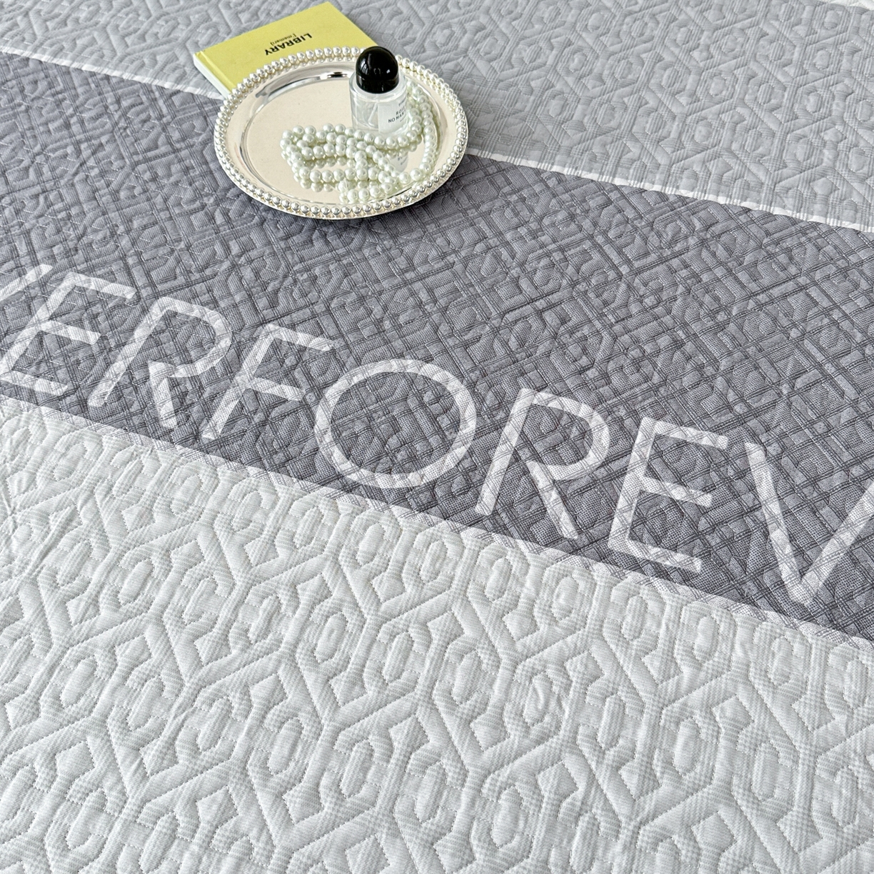 91家纺网 家纺一手货源 找家纺 手艺人家纺 2025新款全棉纯棉绗缝单床裙C02-C15 床裙单件 床裙C03