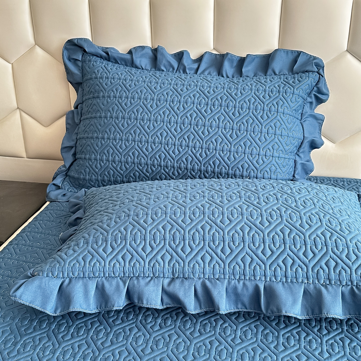 91家纺网 家纺一手货源 找家纺 手艺人家纺 2025新款全棉纯棉绗缝单床裙C01 床裙单件 床裙C01蓝