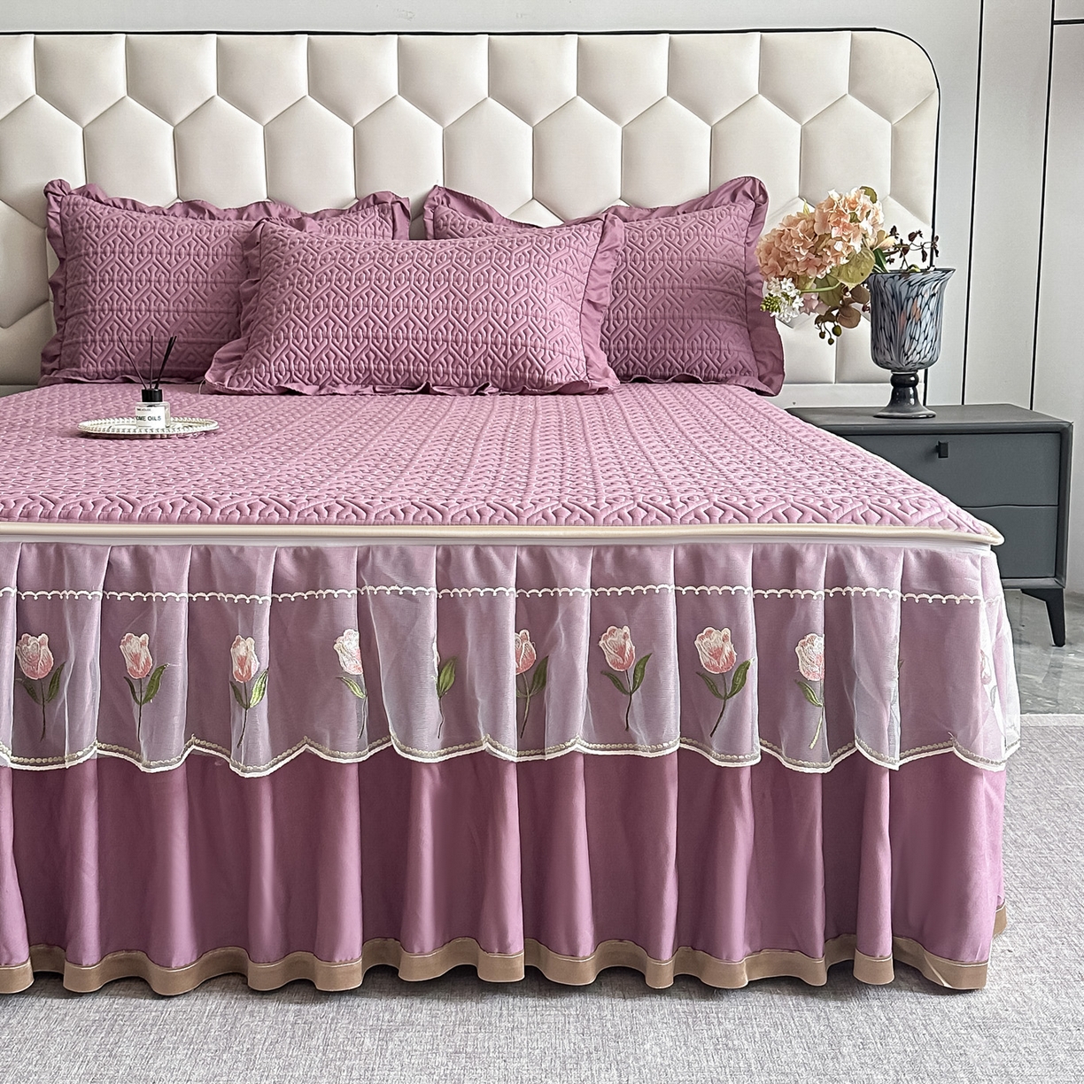 91家纺网 家纺一手货源 找家纺 手艺人家纺 2025新款全棉纯棉绗缝单床裙C01 床裙单件 床裙C01紫