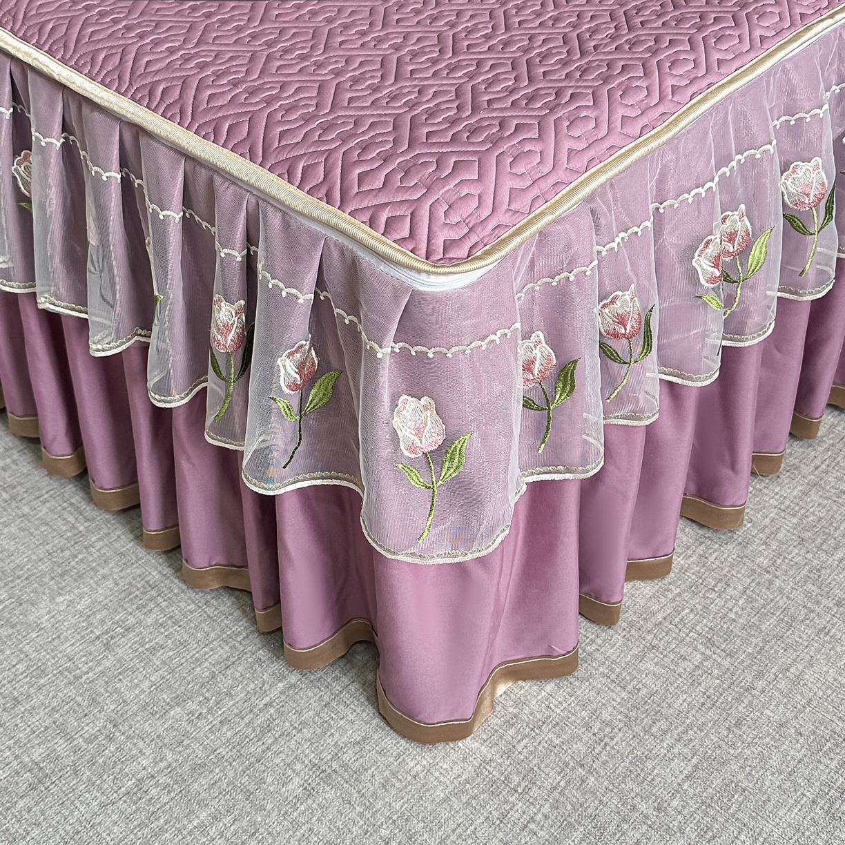 91家纺网 家纺一手货源 找家纺 手艺人家纺 2025新款全棉纯棉绗缝单床裙C01 床裙单件 床裙C01紫