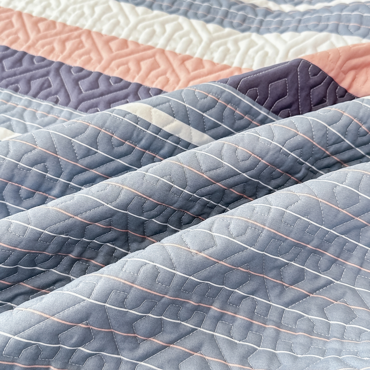 91家纺网 家纺一手货源 找家纺 手艺人家纺 2025新款全棉纯棉绗缝单床裙C02-C15 床裙单件 床裙C08