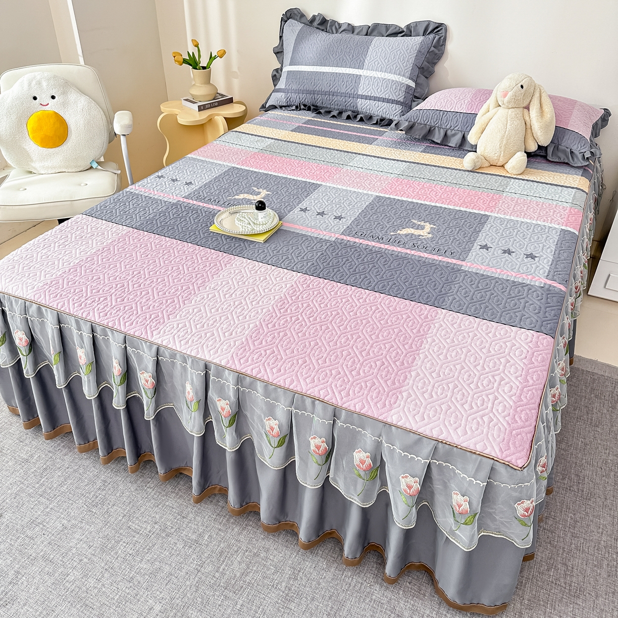 91家纺网 家纺一手货源 找家纺 手艺人家纺 2025新款全棉纯棉绗缝单床裙C02-C15 床裙单件 床裙C09