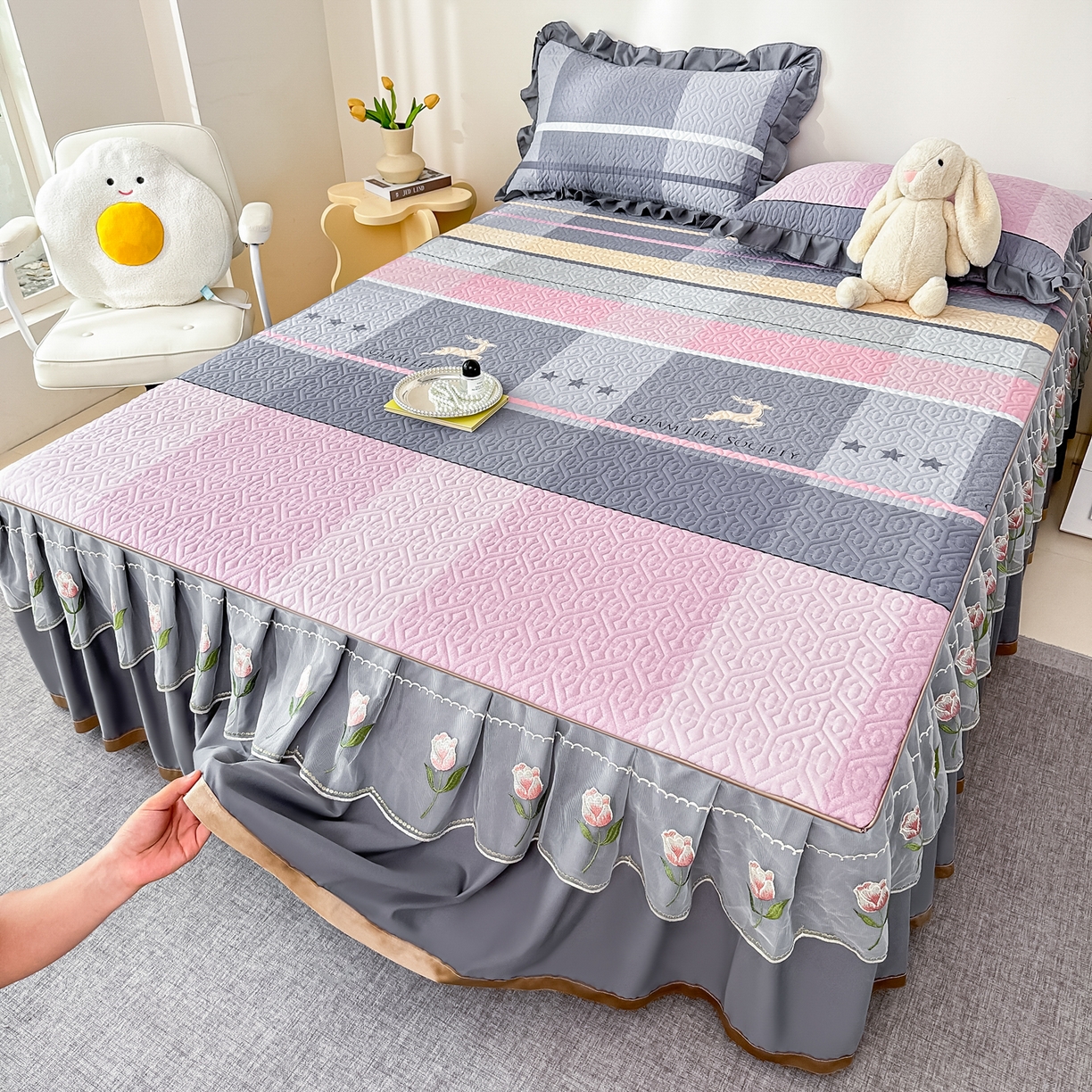 91家纺网 家纺一手货源 找家纺 手艺人家纺 2025新款全棉纯棉绗缝单床裙C02-C15 床裙单件 床裙C09