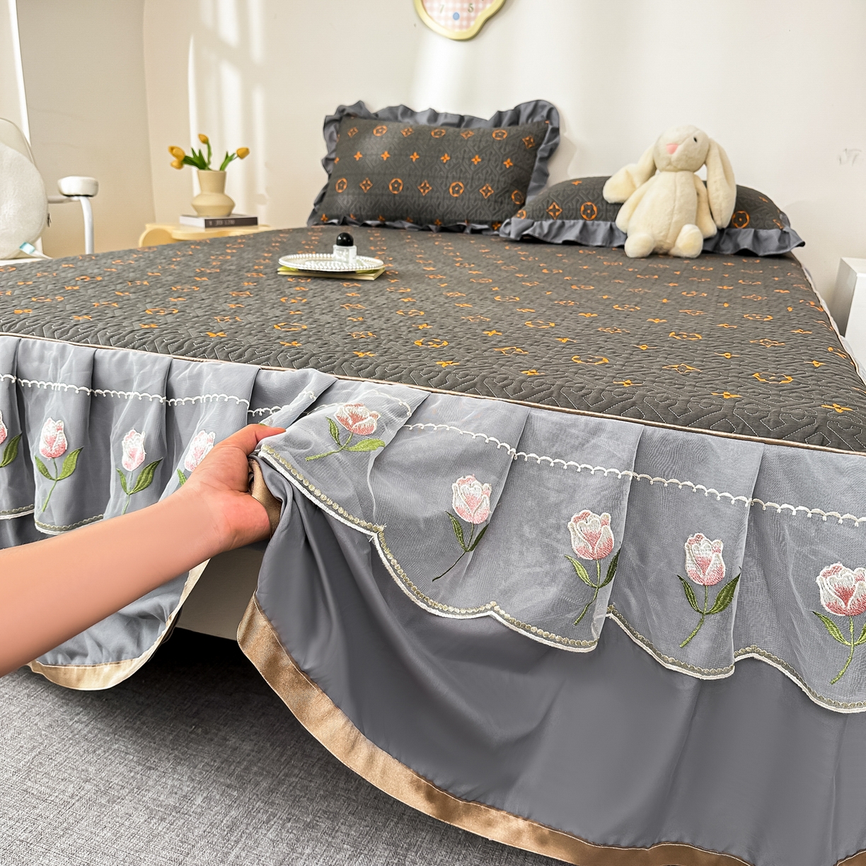 91家纺网 家纺一手货源 找家纺 手艺人家纺 2025新款全棉纯棉绗缝单床裙C02-C15 床裙单件 床裙C10