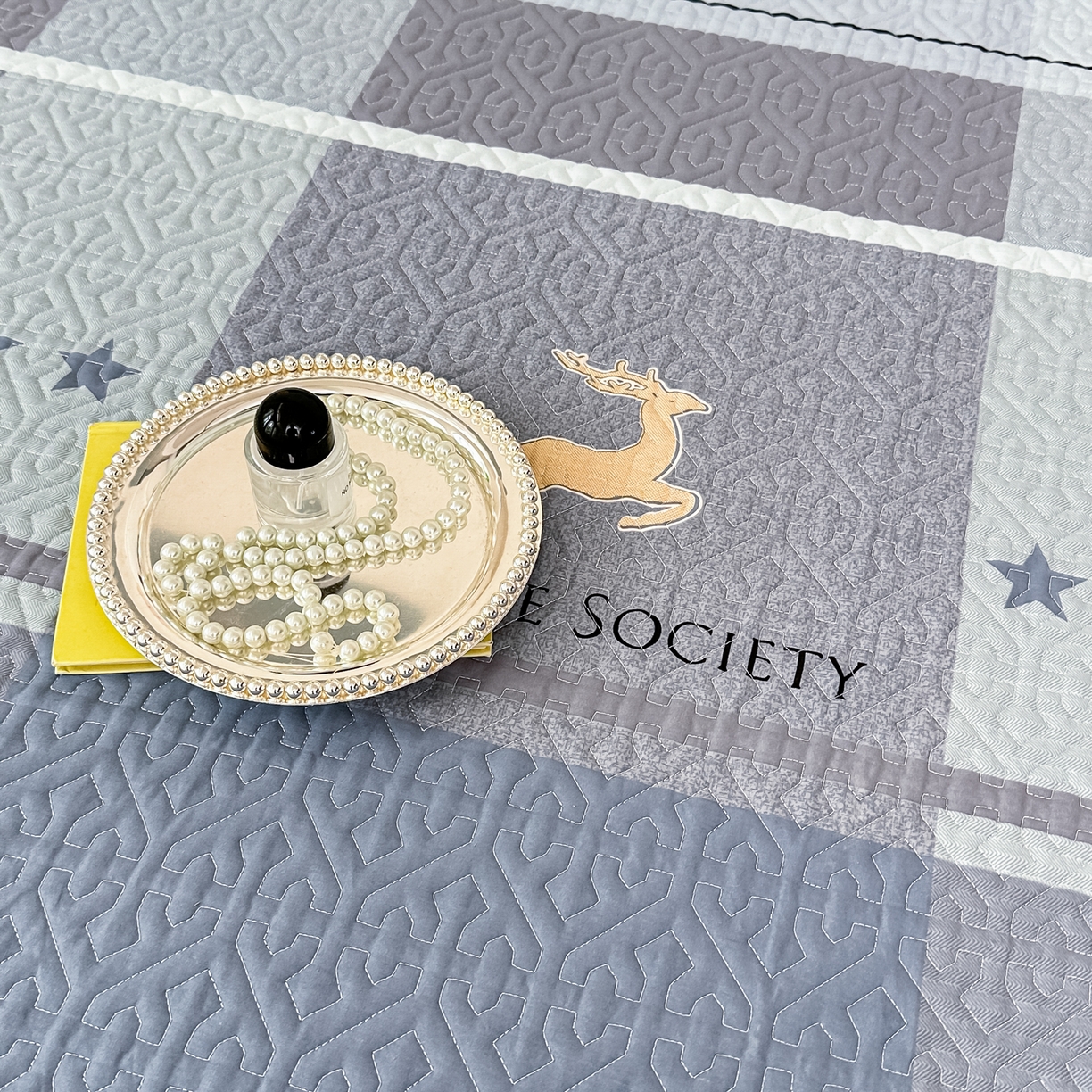 91家纺网 家纺一手货源 找家纺 手艺人家纺 2025新款全棉纯棉绗缝单床裙C02-C15 床裙单件 床裙C12