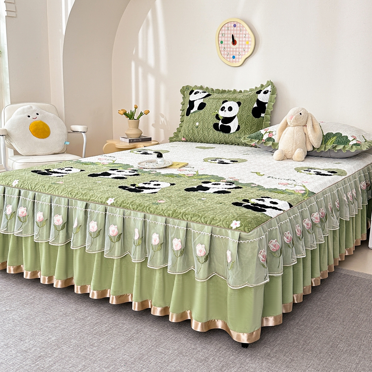 91家纺网 家纺一手货源 找家纺 （总）手艺人家纺 2025新款牛奶绒绗缝R01-R05单床裙 床裙单件