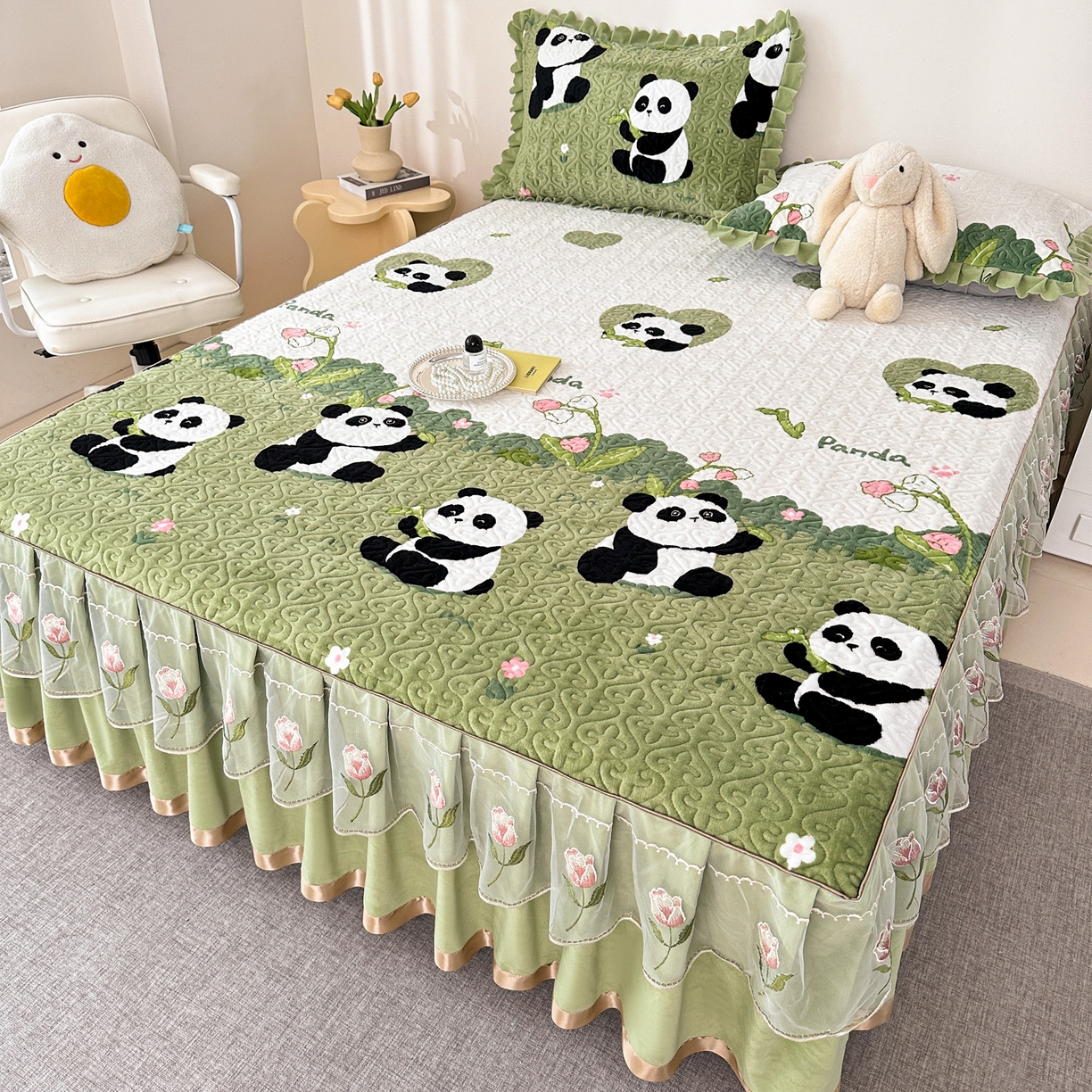 91家纺网 家纺一手货源 找家纺 （总）手艺人家纺 2025新款牛奶绒绗缝R01-R05单床裙 床裙单件