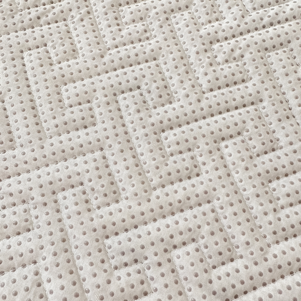 91家纺网 家纺一手货源 找家纺 手艺人家纺 2025新款牛奶绒绗缝R01-R05单床裙 床裙单件 床裙R02