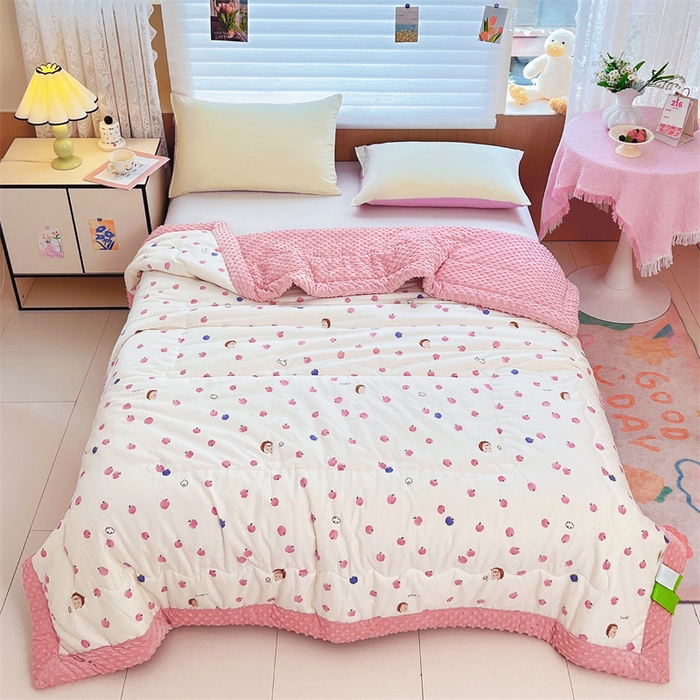 91家纺网 家纺一手货源 找家纺 （总）天瑜家纺 2025新款A类全棉纯棉豆豆绒AB面设计被芯被子被芯