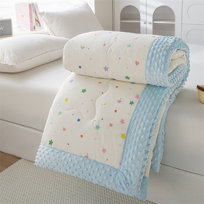 91家纺网 家纺一手货源 找家纺 天瑜家纺 2025新款A类全棉纯棉豆豆绒AB面设计被芯被子被芯 快乐宝贝