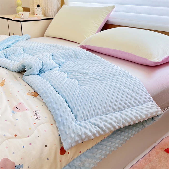 91家纺网 家纺一手货源 找家纺 天瑜家纺 2025新款A类全棉纯棉豆豆绒AB面设计被芯被子被芯 南瓜熊