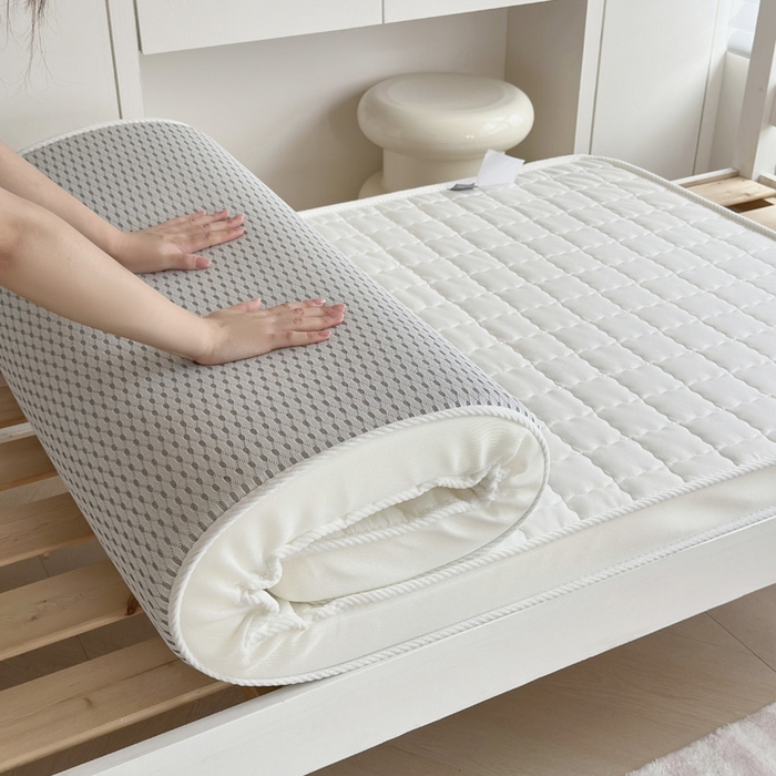 91家纺网 家纺一手货源 找家纺 娇逸家居 2025新款亲肤舒适记忆海绵床垫（可定制特殊尺寸） 菱格白