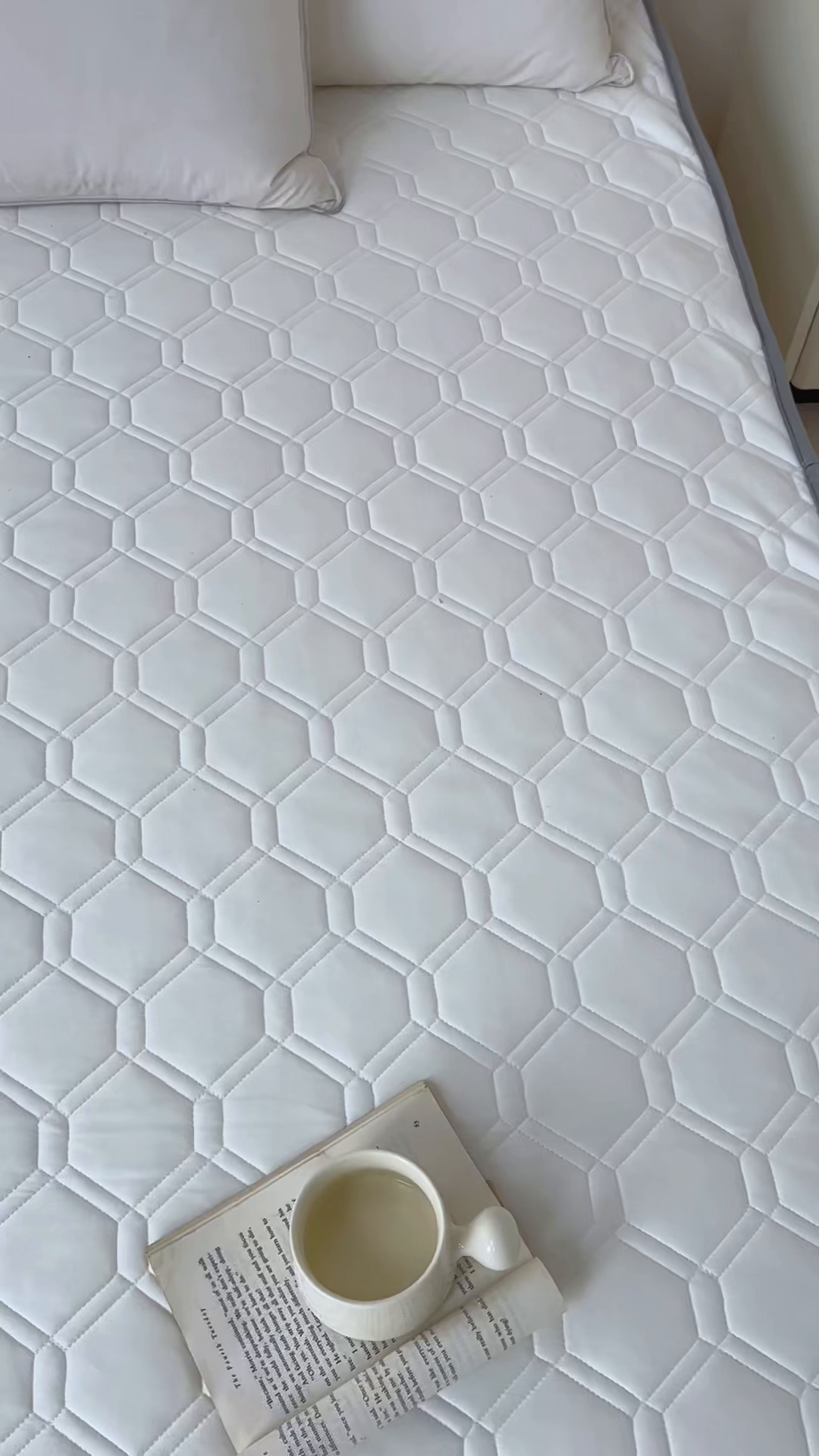 91家纺网 家纺一手货源 找家纺 娇逸家居 2025新款亲肤舒适记忆海绵床垫（可定制特殊尺寸） 菱格白