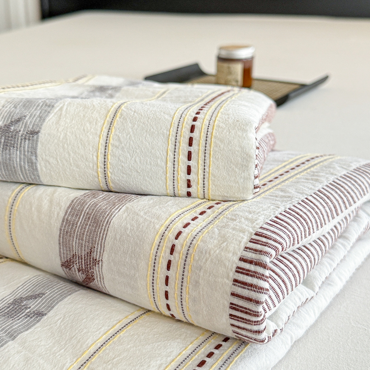 91家纺网 家纺一手货源 找家纺 眠博士 2055新款40s全棉纯棉提花股线枕套单品枕套单件单枕套 提花股线枕套-素简米