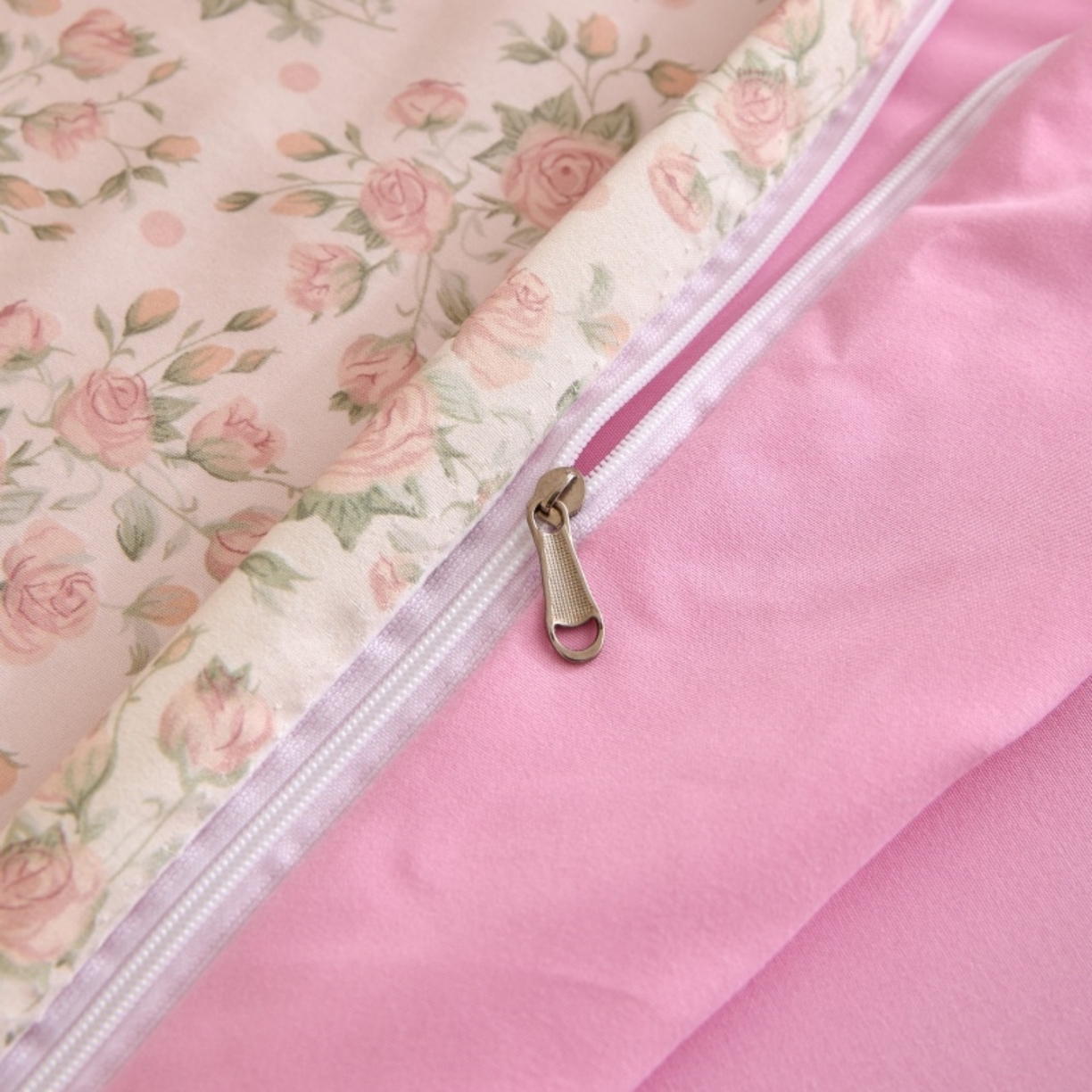 91家纺网 家纺一手货源 找家纺 好宜家纺 2025新款可拆洗新疆棉花被冬被春秋被夏凉被家用学生宿舍被子空调被芯四季通用 【批发团购价更优】【免费打包代发】【量大免费送货上门】 巴黎恋人-樱花粉