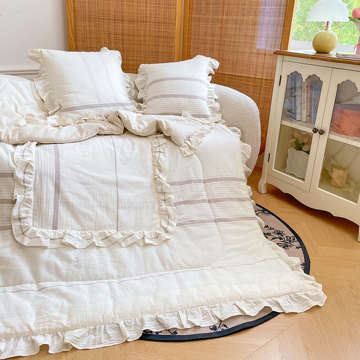 91家纺网 家纺一手货源 找家纺 照世家纺 2025新款亚麻抱枕被 简约条纹