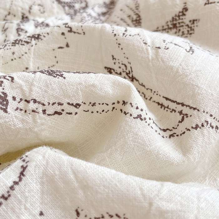 91家纺网 家纺一手货源 找家纺 照世家纺 2025新款亚麻抱枕被 莫妮卡花园