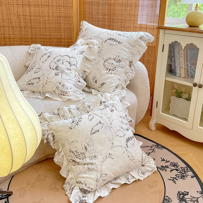 91家纺网 家纺一手货源 找家纺 照世家纺 2025新款亚麻抱枕被 莫妮卡花园