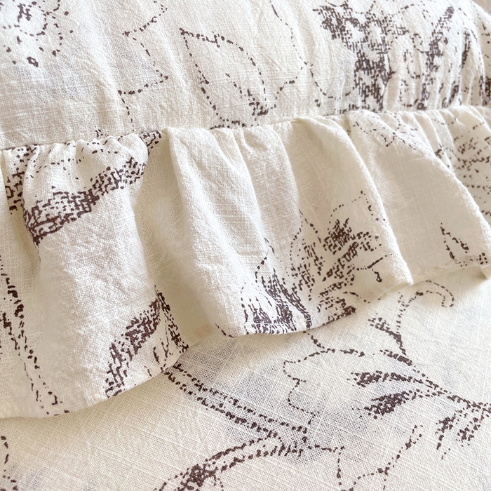 91家纺网 家纺一手货源 找家纺 照世家纺 2025新款亚麻抱枕被 莫妮卡花园