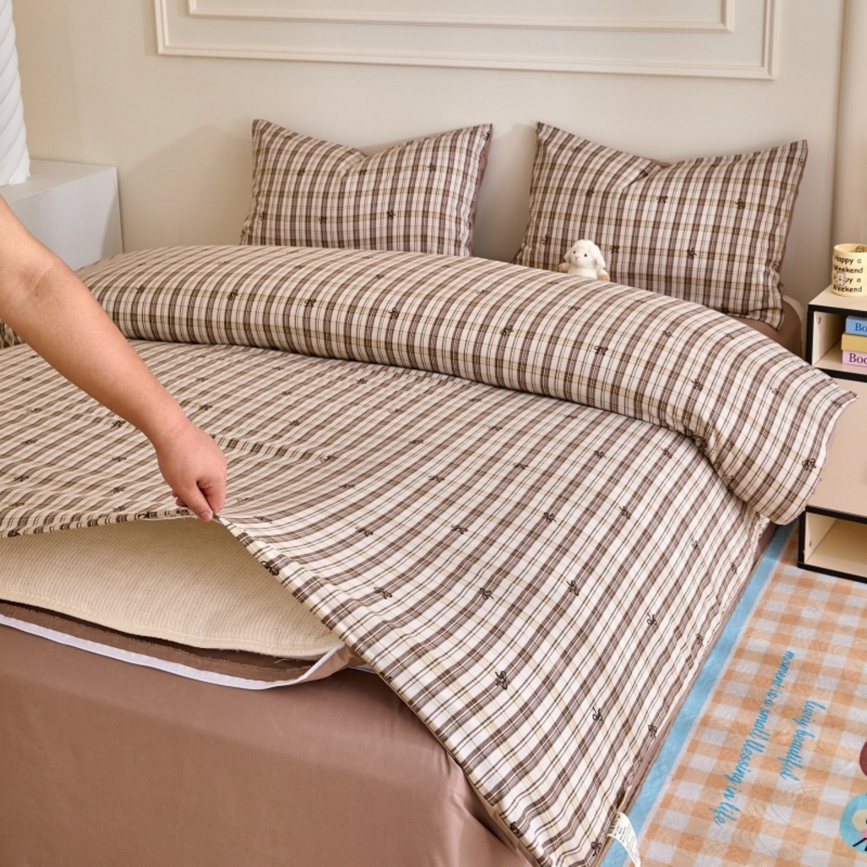 91家纺网 家纺一手货源 找家纺 好宜家纺 2025新款可拆洗新疆棉花被冬被春秋被夏凉被家用学生宿舍被子空调被芯四季通用 【批发团购价更优】【免费打包代发】【量大免费送货上门】 雅小格-咖棕