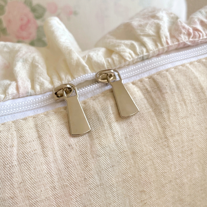 91家纺网 家纺一手货源 找家纺 照世家纺 2025新款亚麻抱枕被 如梦