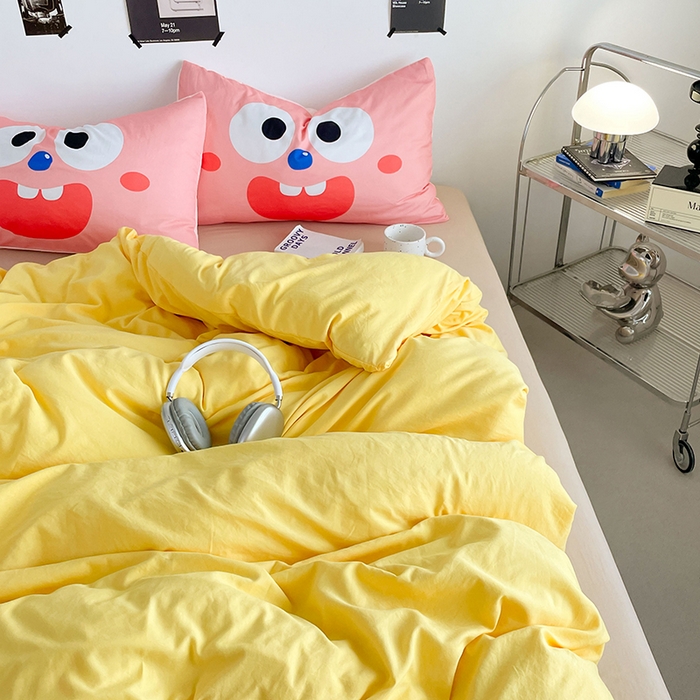 91家纺网 家纺一手货源 找家纺 优卡迪家纺馆 2025新款A类亲肤水洗棉大眼萌纯色混搭四件套 大眼萌-鹅黄杏