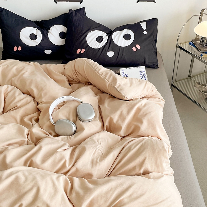 91家纺网 家纺一手货源 找家纺 优卡迪家纺馆 2025新款A类亲肤水洗棉大眼萌纯色混搭四件套 大眼萌-卡其灰