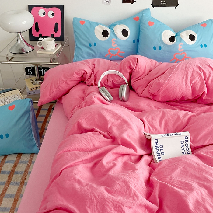 91家纺网 家纺一手货源 找家纺 优卡迪家纺馆 2025新款A类亲肤水洗棉大眼萌纯色混搭四件套 大眼萌-玫红粉